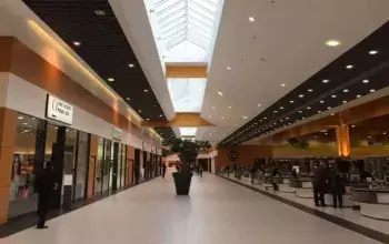 Mail commercial chauffé